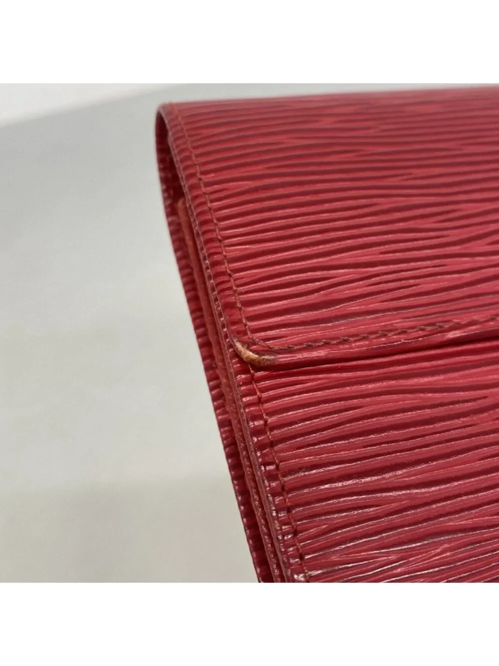Louis Vuitton Wallet Epi Pochette Porte Monnaie Credit Rouge